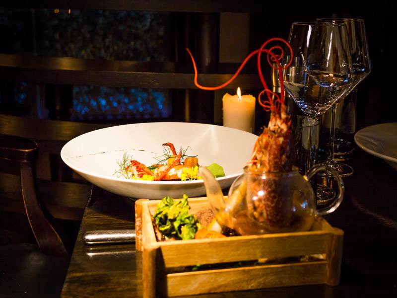 Gourmet & Romantic Escapes !!